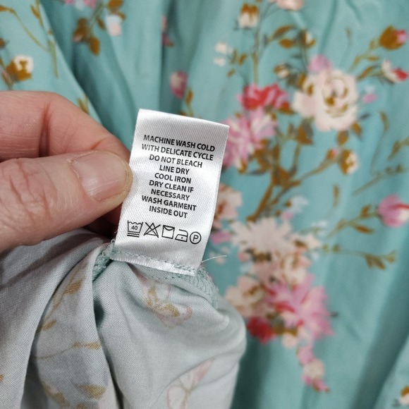 Spartina 449 Top M Boho Floral Smocked Neck Blouson Tiered Sleeve Cottagecore - Picture 8 of 8